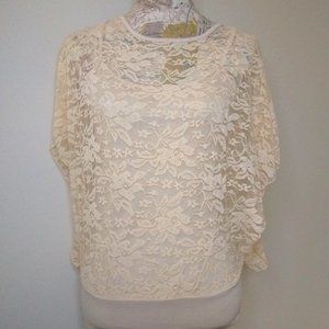 The Grass Collection Floral Lace Cream Top